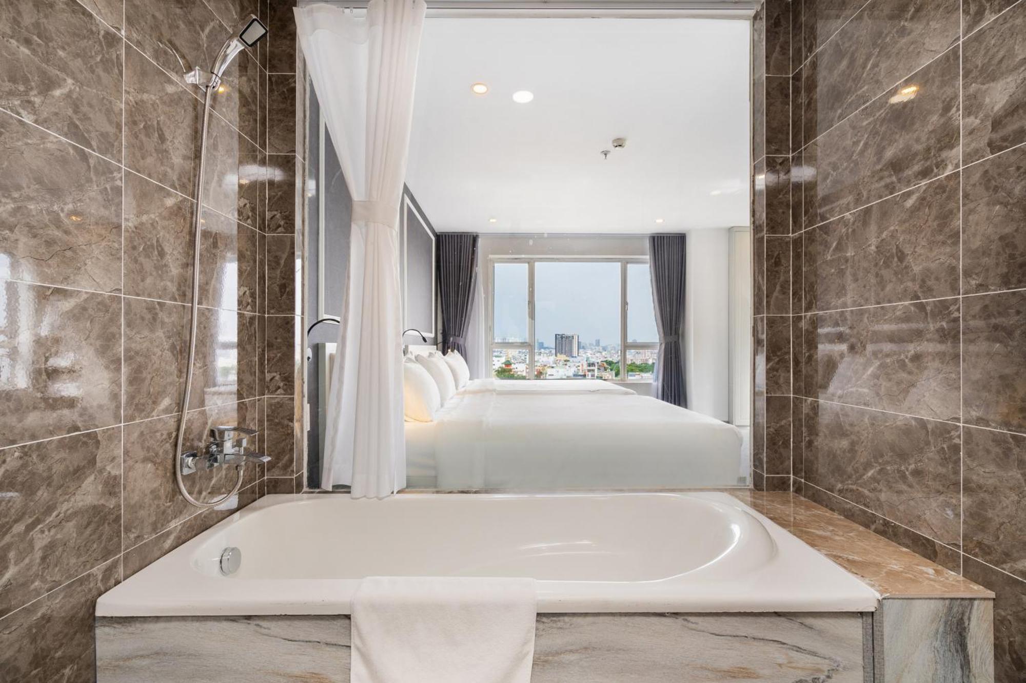 Huazhu Hotel Ho Şi Min Dış mekan fotoğraf